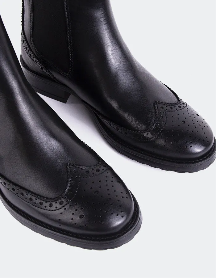 Debree Black Leather
