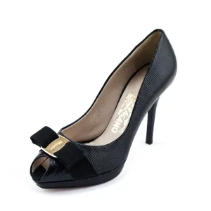 Ferragamo Black Vara Bow Platform Pumps Size US 7 | EU 37