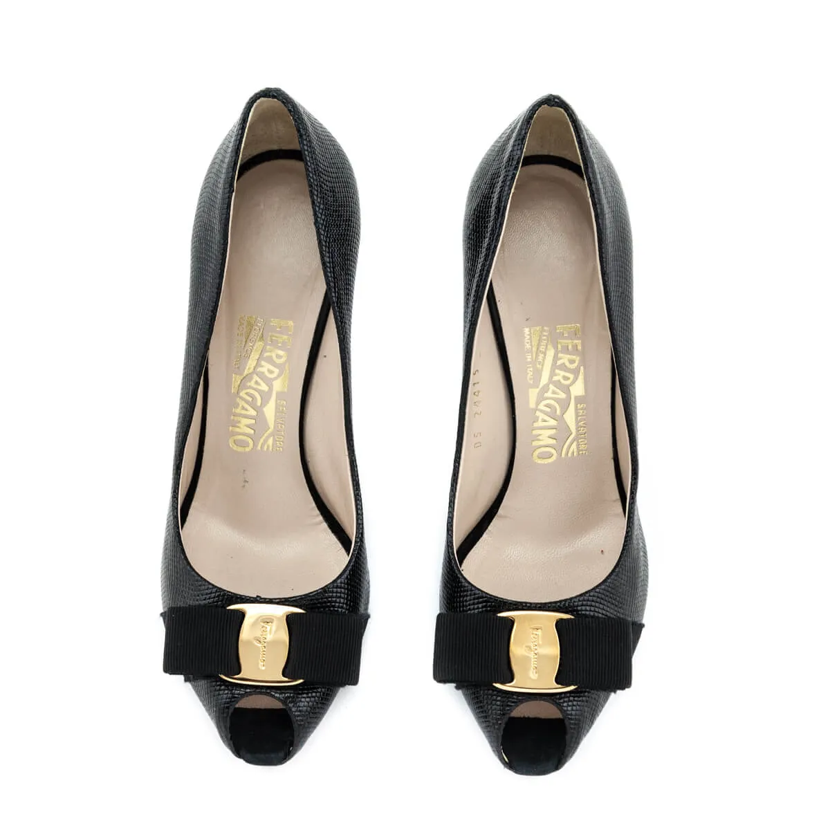 Ferragamo Black Vara Bow Platform Pumps Size US 7 | EU 37
