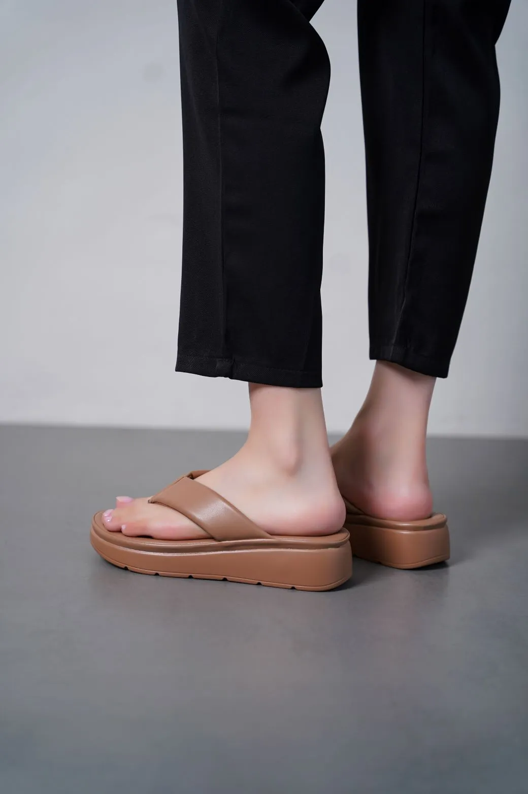 MAMA FLIP-FLOPS