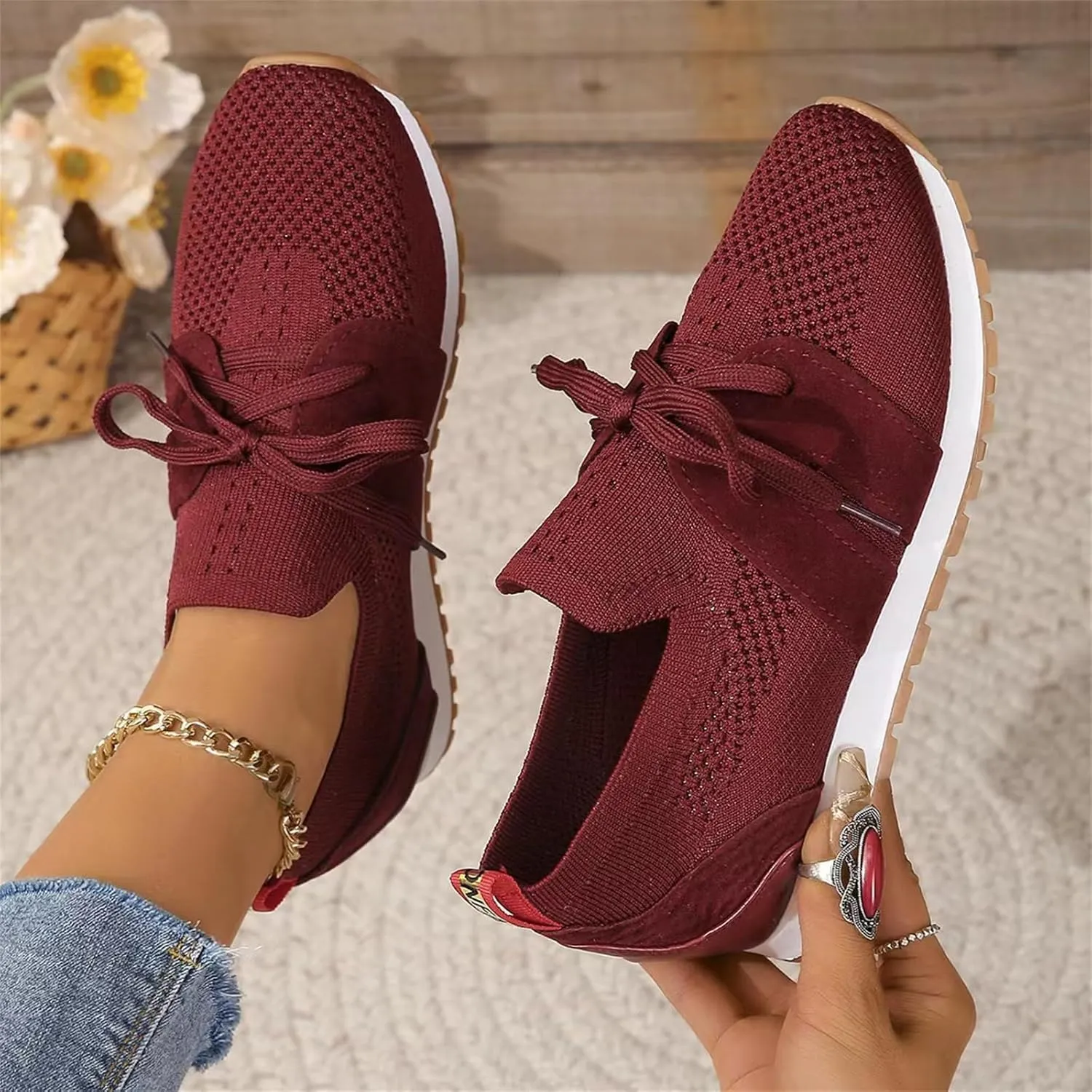 Slip On Sneakers Women Arch Support Walking Shoes Lightweight Running Jogging Classic Casual Athletic Tennis Shoes