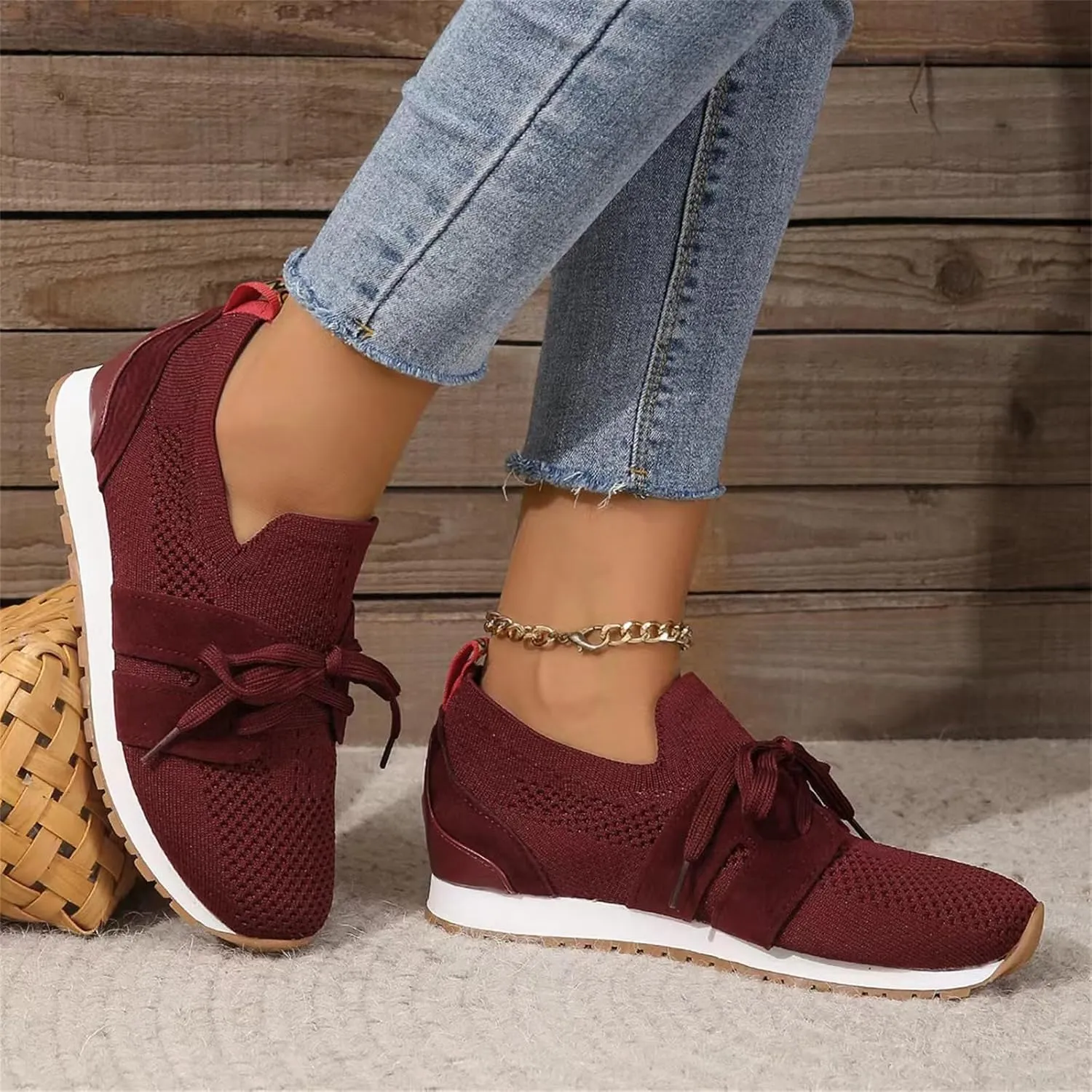 Slip On Sneakers Women Arch Support Walking Shoes Lightweight Running Jogging Classic Casual Athletic Tennis Shoes