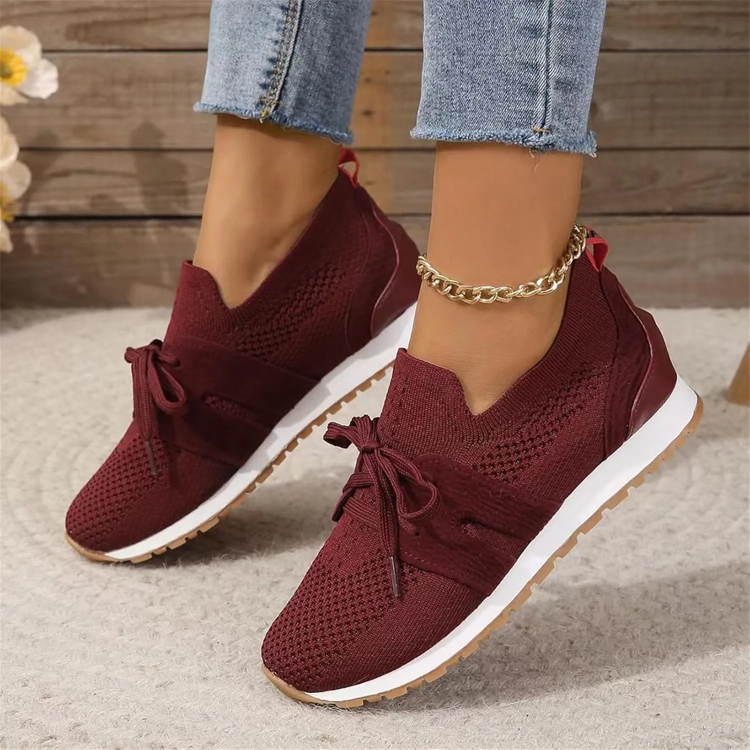 Slip On Sneakers Women Arch Support Walking Shoes Lightweight Running Jogging Classic Casual Athletic Tennis Shoes