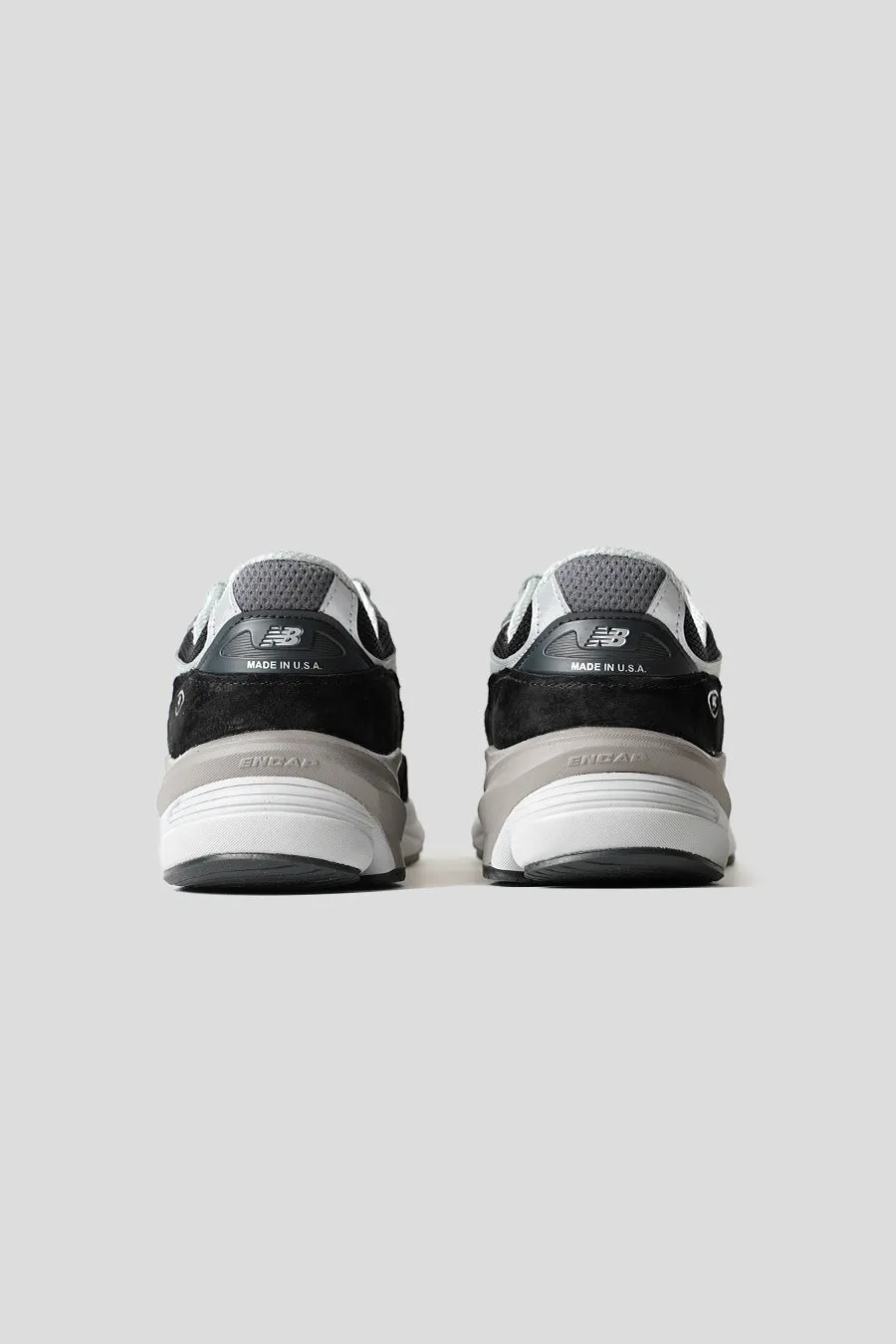 SNEAKERS MADE IN USA W990V6 NOIRES