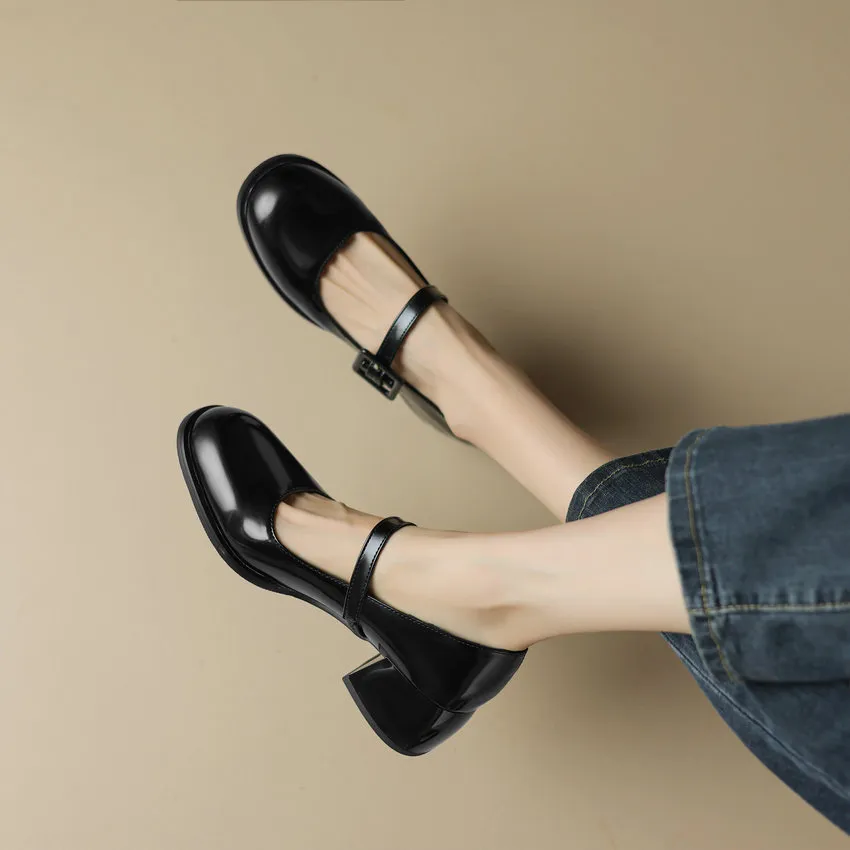 USS Shoes Milagros Women's Square Mid Heel Pumps