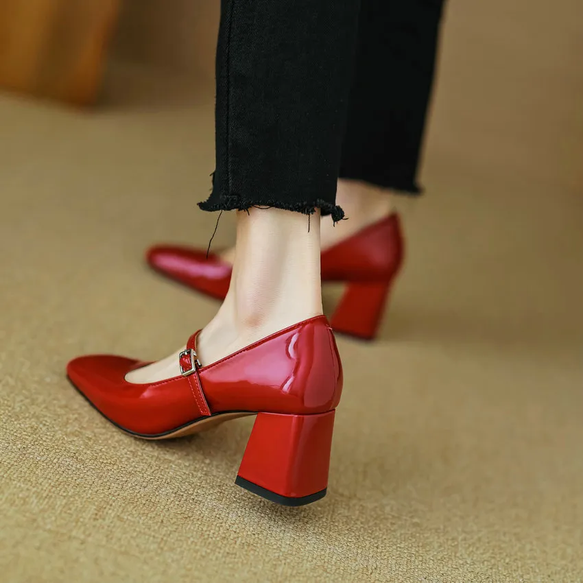 USS Shoes Paquita Women's Square Toe Pumps