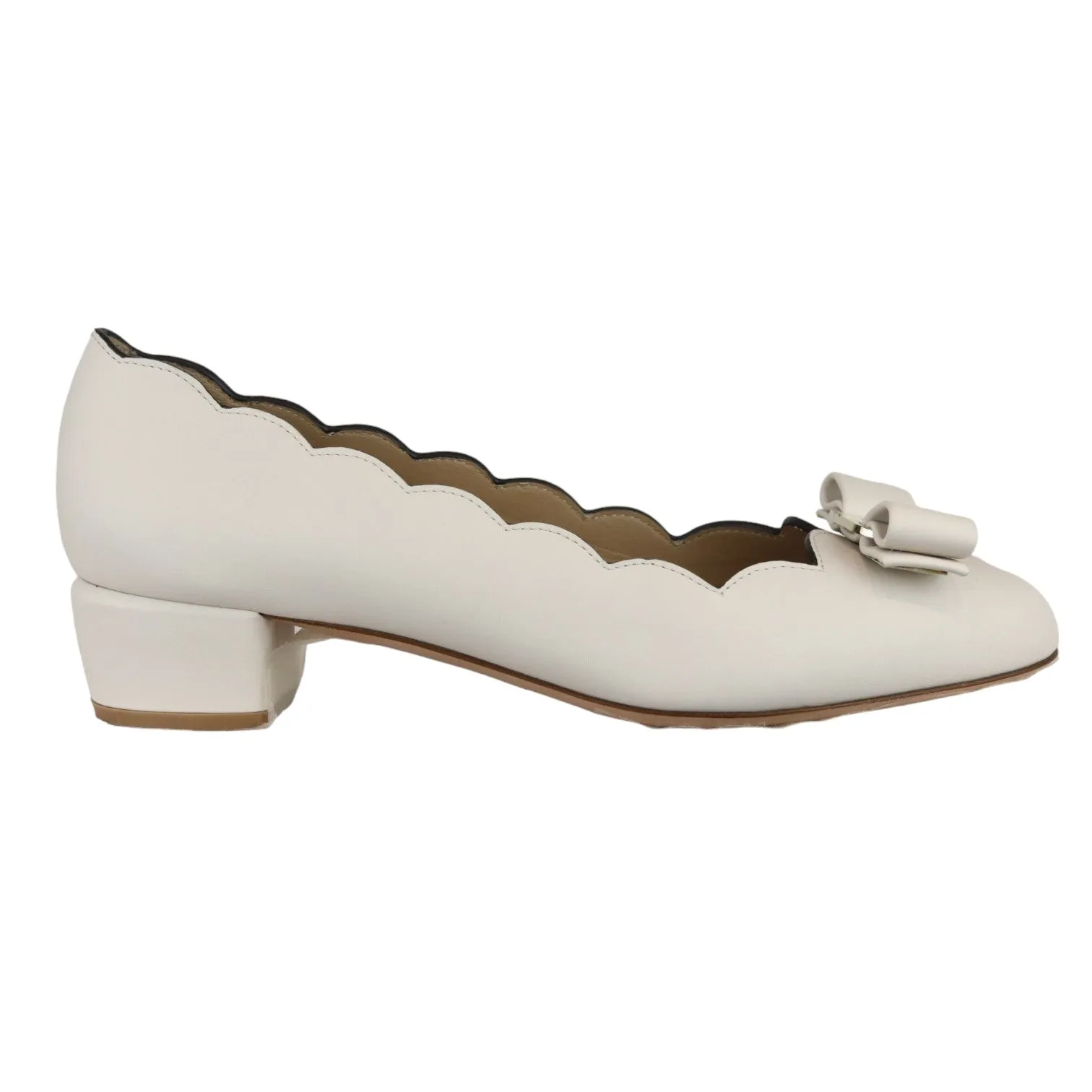 Vara Bow Shell Pumps Calfskin White Size 7 GHW