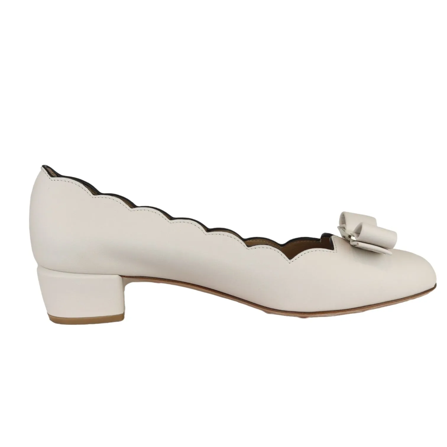 Vara Bow Shell Pumps Calfskin White Size 7 GHW