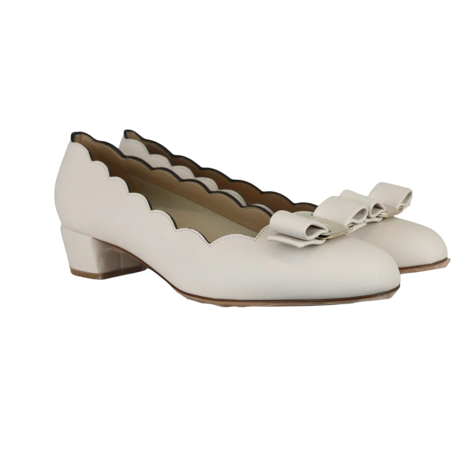 Vara Bow Shell Pumps Calfskin White Size 7 GHW