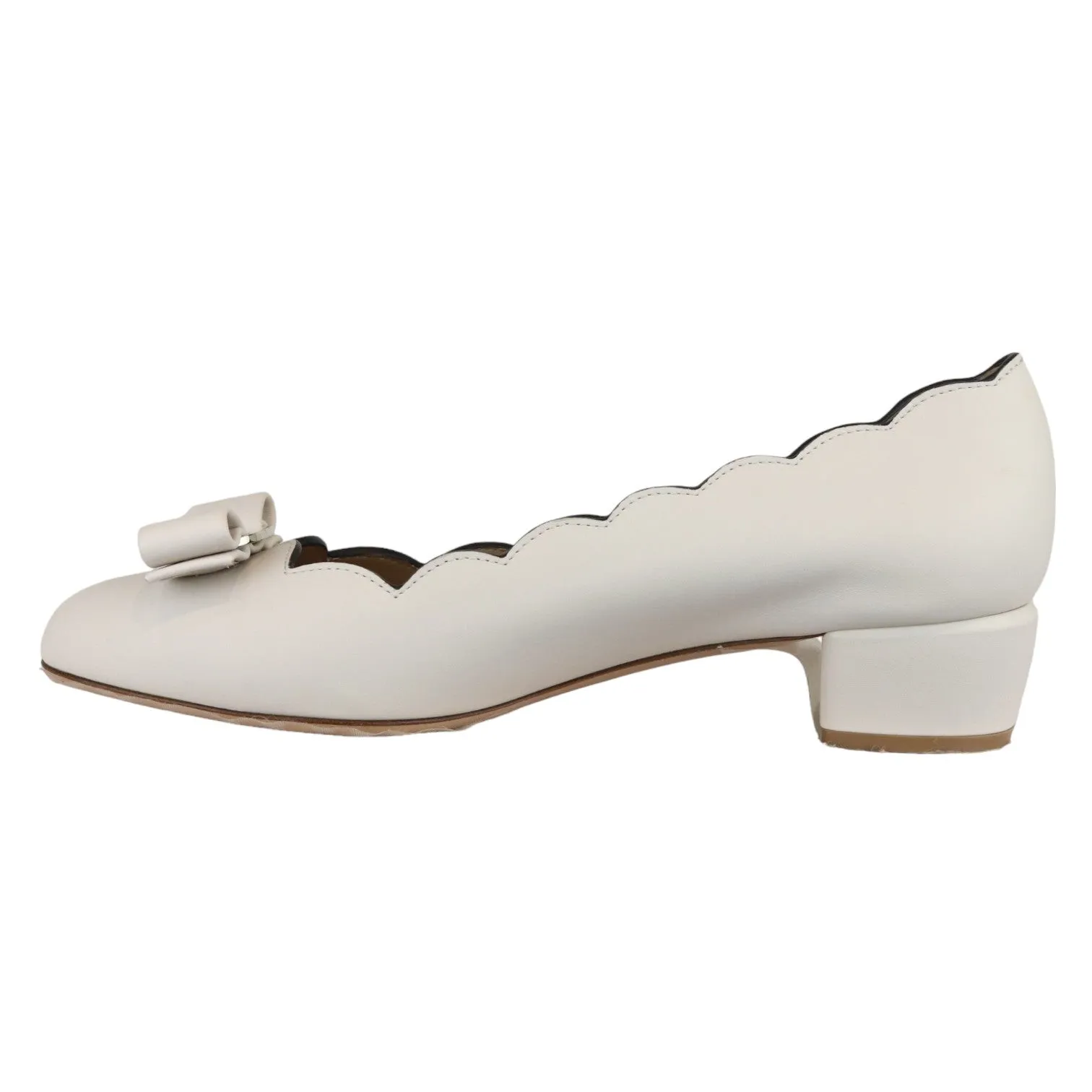 Vara Bow Shell Pumps Calfskin White Size 7 GHW