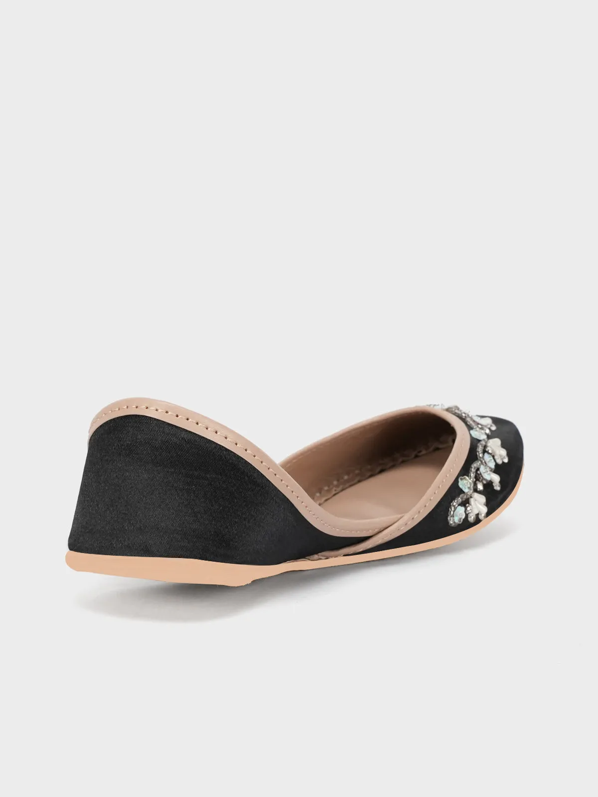 Women "ARIYAH" Fancy Flat Khussa
